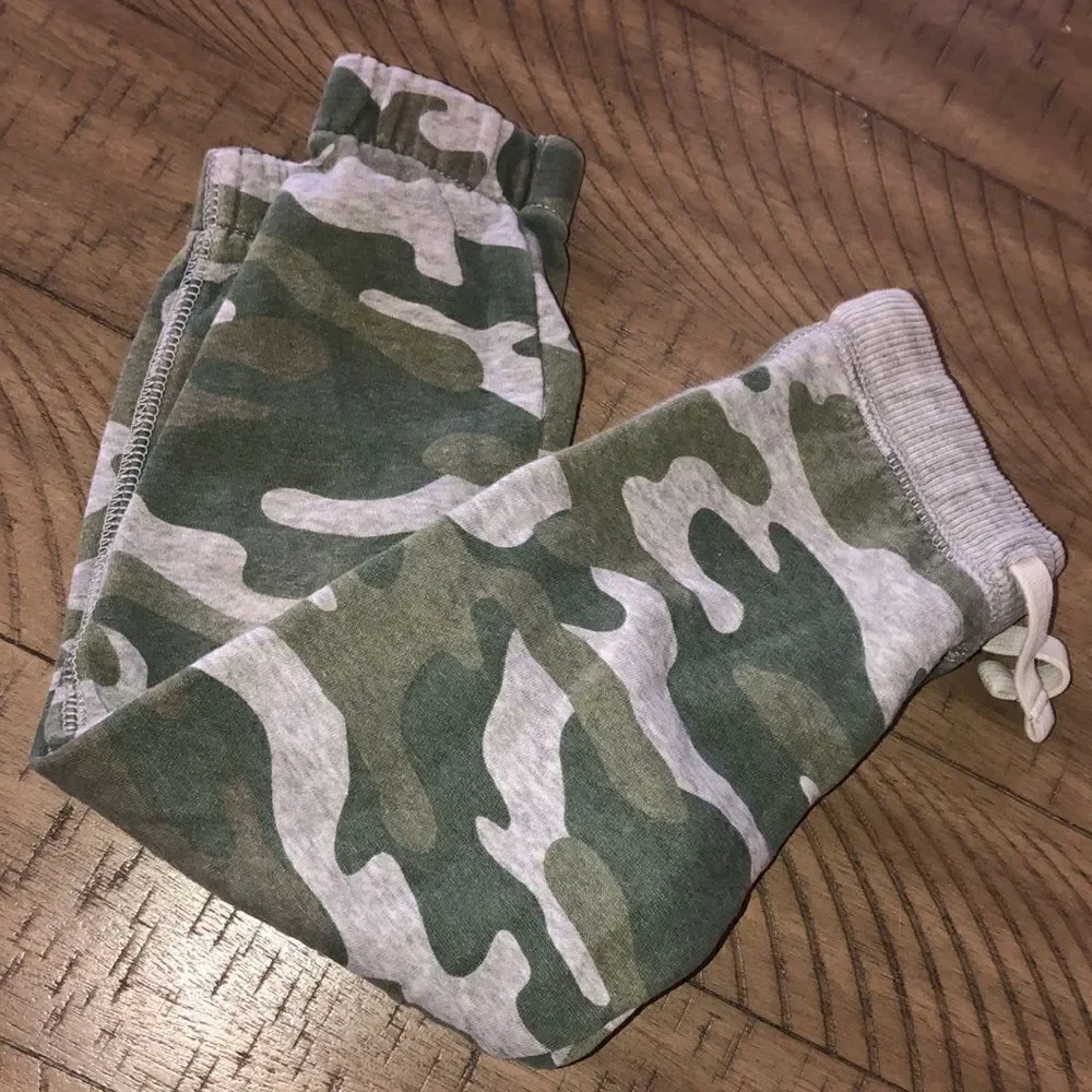 Camo sweats by Carter’s drawstring Comfy cotton. No trip jogger cuffs. Outdoors